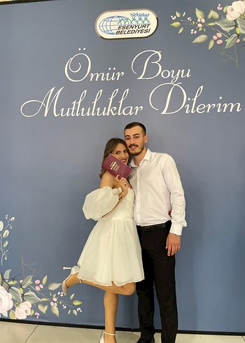 Beyaz Straplez Mini Kabartmalı Elbise