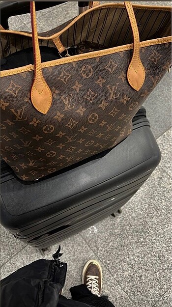 Diğer Louis Vuitton İthal
