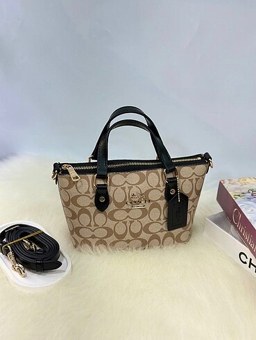 Diğer Coach Mini Gallery İthal