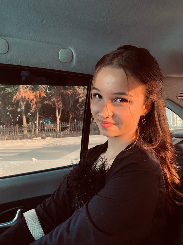 Siyah tüylü mini elbise - Görsel 3