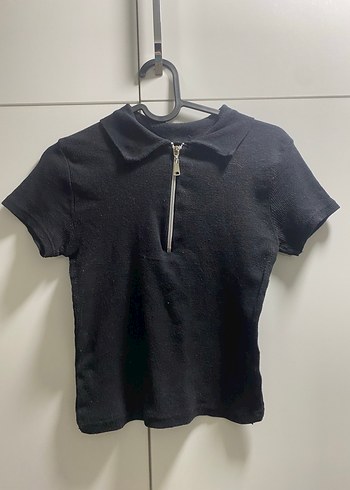 LC Waikiki Fermuarlı Siyah Polo Yaka Crop