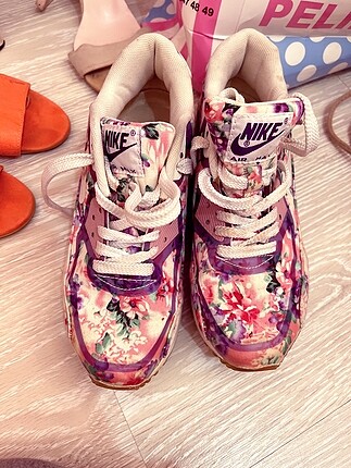 Nike ayakkabı