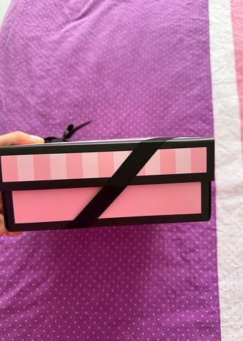 Victoria s Secret Victoria's Secret hediye kutusu