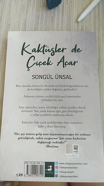 KAKTÜSLER DE ÇİÇEK AÇAR