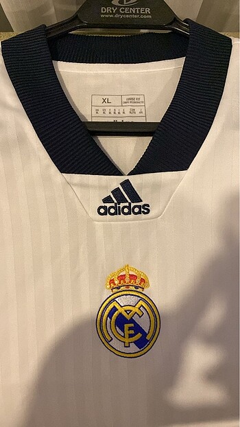 xl Beden beyaz Renk Real Madrid retro forma
