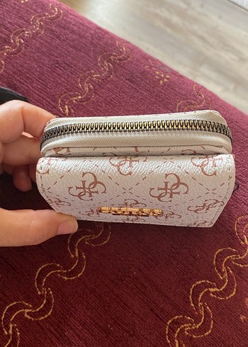 Diğer Guess Beyaz Baskılı Kadın Cüzdan