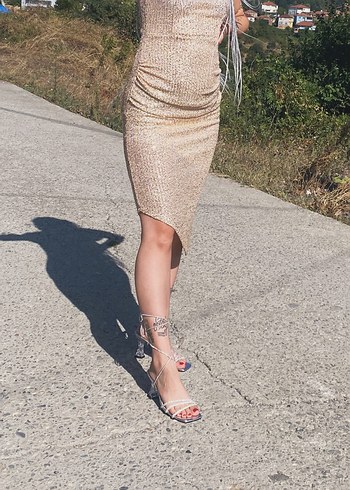 Bej Yılan Desenli elbise - Görsel 2