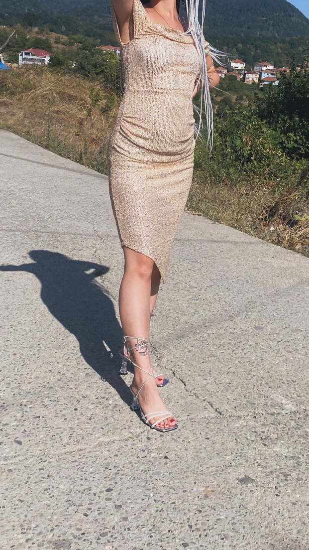 Bej Yılan Desenli elbise - Görsel 2