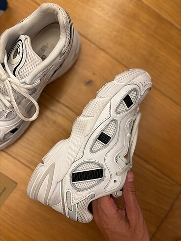 38 Beden beyaz Renk Adidas Astir beyaz kadın sneaker