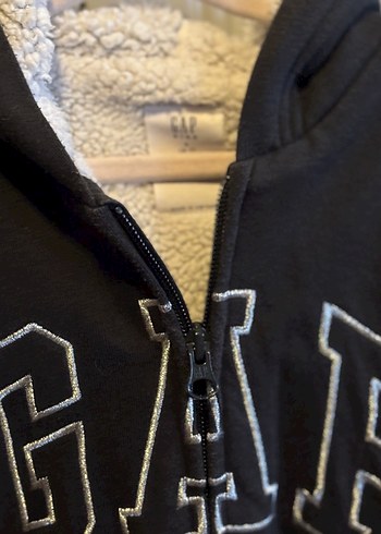 GAP Kız Çocuk Antrasit Fermuarlı Sweatshirt - 6 yaş - Görsel 2