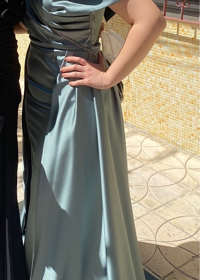 Kalın saten kumaş su yeşili abiye elbise - Görsel 4