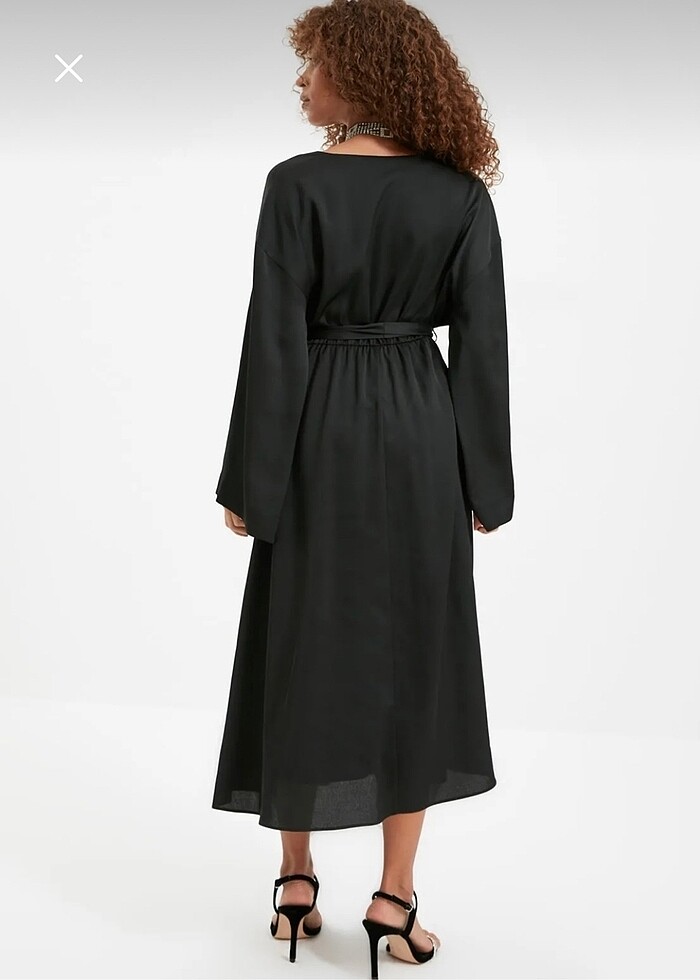 Saten kumaş siyah kuşaklı abiye - Görsel 3