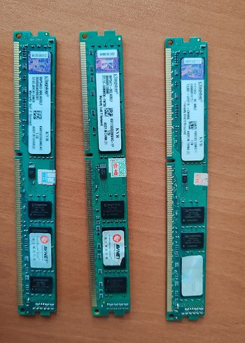 Beden Renk GİGABYTE DDR3 Anakart+i3 işlemci+Ram