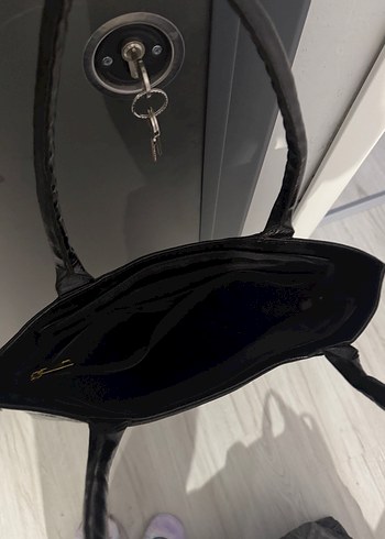  Beden Vintage Michael Kors Siyah Parlak Deri Yılan Desenli Kadın Çanta