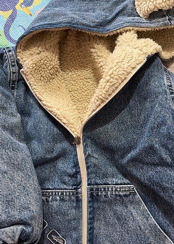 Çocuk Kapüşonlu Kürklü Denim Ceket - Görsel 4