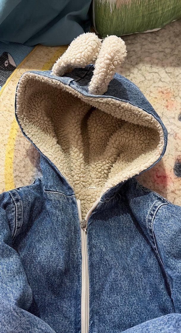 Çocuk Kapüşonlu Kürklü Denim Ceket - Görsel 2