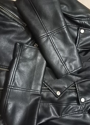 m Beden Pull&Bear Deri Ceket