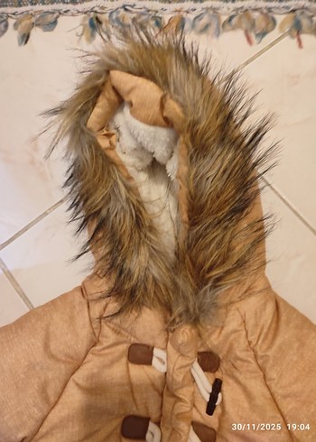 Kürklü Kapüşonlu Erkek Çocuk Kabanı - Görsel 3