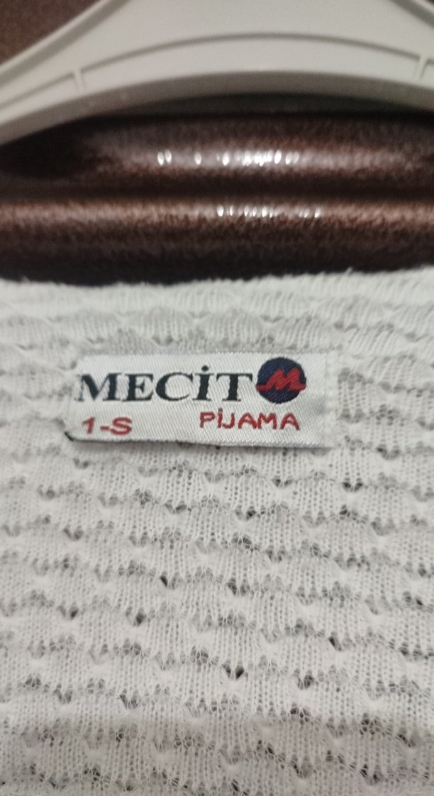 Uzun Kollu Beyaz Kadın Sabahlık - Görsel 3