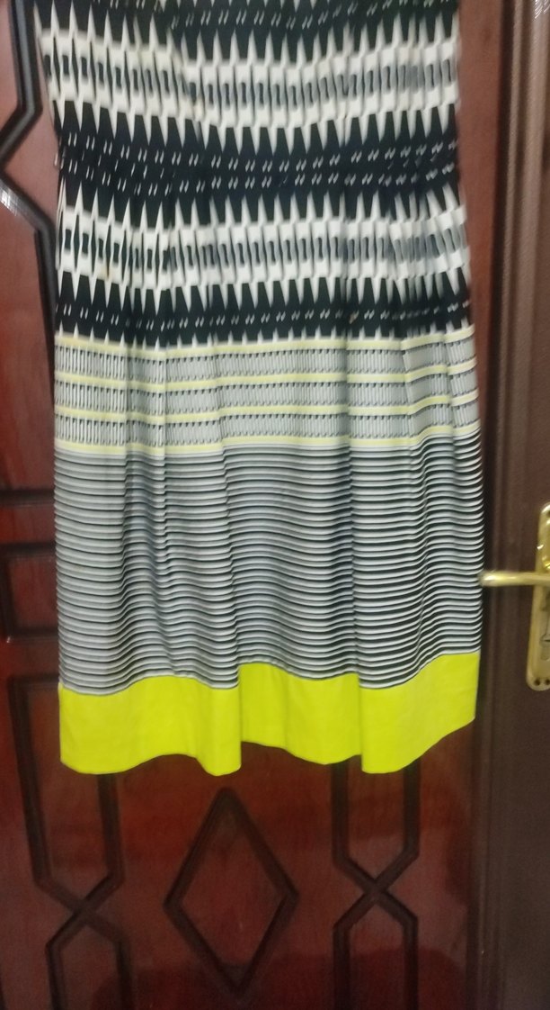 Siyah sarı çizgili elbise - Görsel 2