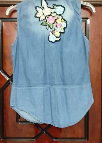 Düğmeli Kolsuz Mavi Denim Gömlek - Görsel 4