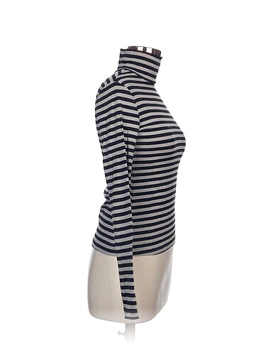 H&M H&M Bluz %70 İndirimli.