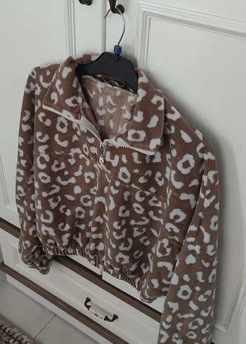 Polar sweatshirt