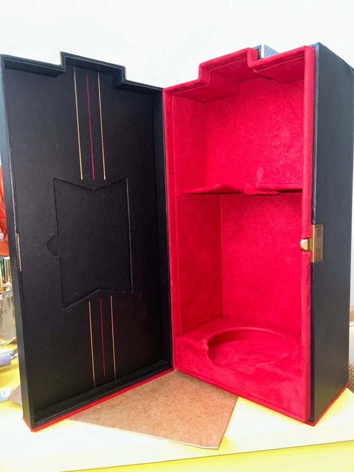 Chivas Regal 25 Yıllık Erkek Parfümü - Görsel 2