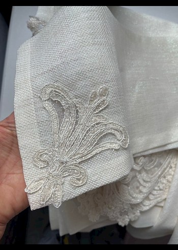 Nakışlı Vintage Gri Beyaz Masa Örtüsü - Görsel 3