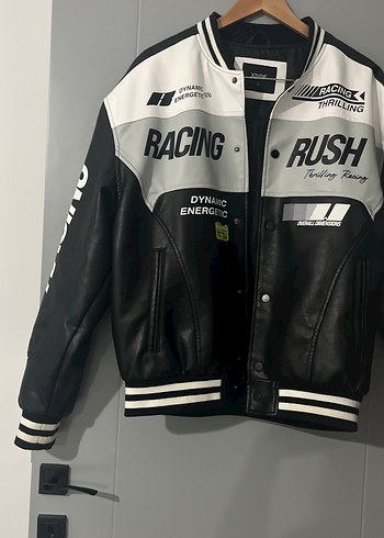 Beyaz Siyah Baskılı Deri Biker Ceket - Görsel 2