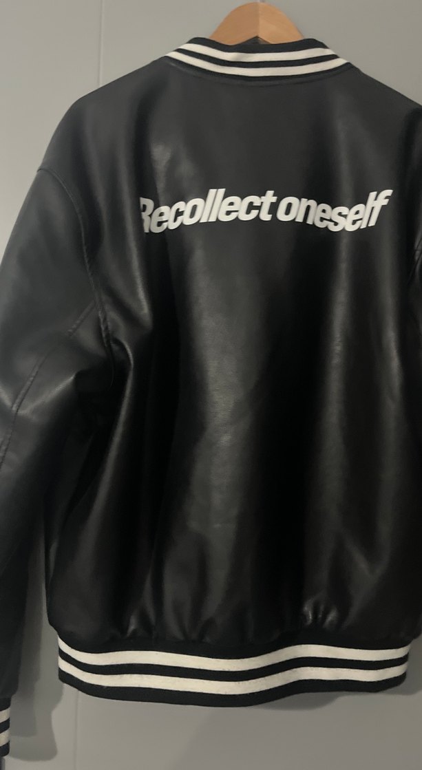 Beyaz Siyah Baskılı Deri Biker Ceket - Görsel 4