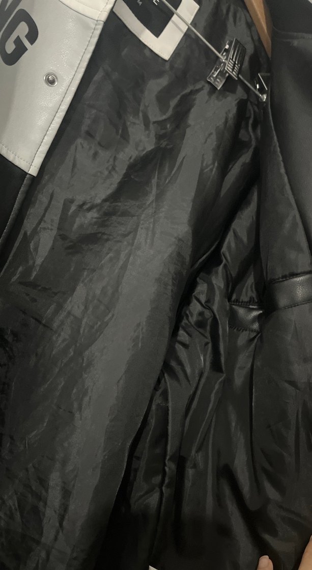 Beyaz Siyah Baskılı Deri Biker Ceket - Görsel 5