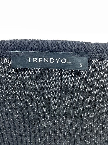 s Beden siyah Renk Trendyol & Milla Bluz %70 İndirimli.