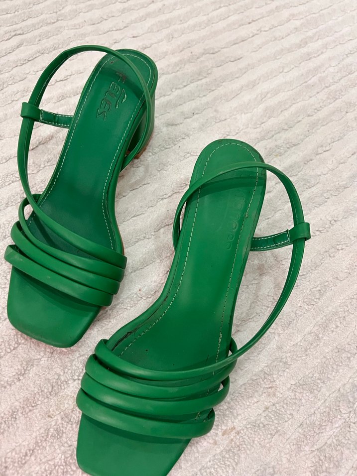 Yeşil Parlak Topuklu Kadın Sandalet - Görsel 3