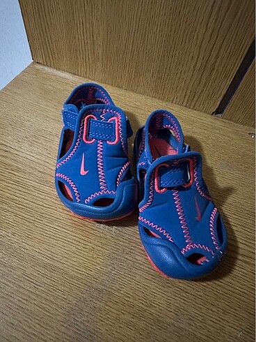 Nike bebek sandalet