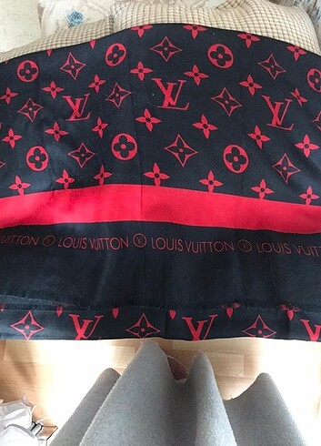 s Beden LOUIS VUİTTON ŞAL