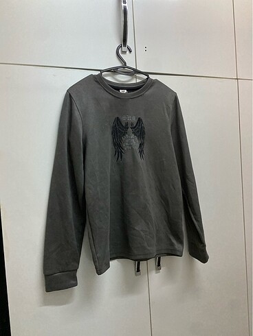 E.L.F Sweatshirt