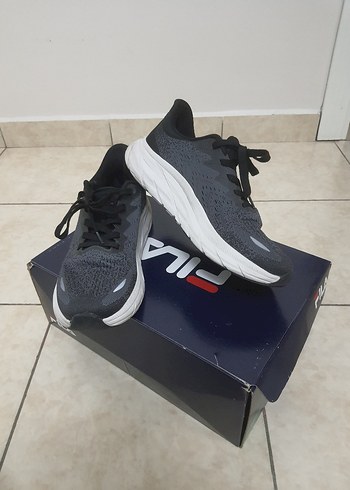 Fila spor ayakkabı. SON FİYAT. - Görsel 4