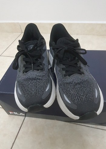 Fila spor ayakkabı. SON FİYAT. - Görsel 3