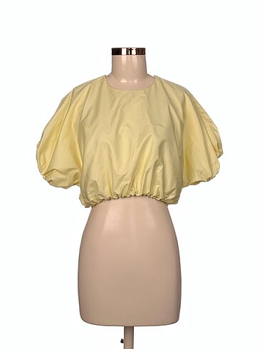 Zara Bluz %70 İndirimli.