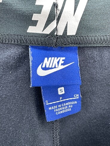 s Beden siyah Renk Nike Eşofman Altı %70 İndirimli.