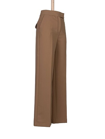 Zara Zara Kumaş Pantolon %70 İndirimli.