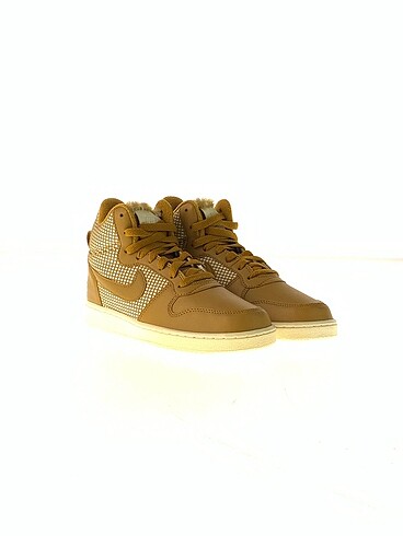 Nike Nike Spor Ayakkabı %70 İndirimli.