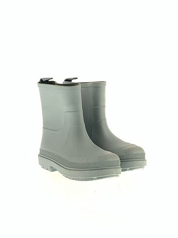 Zara Zara Bot %70 İndirimli.