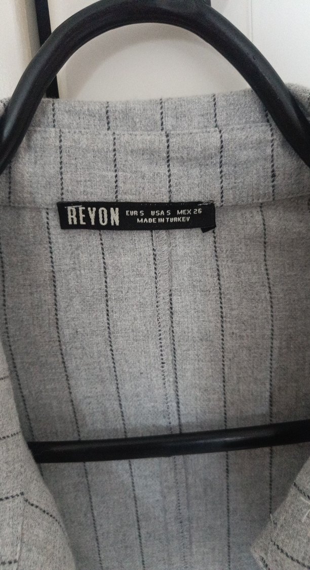 Gri Düğmeli Keten Kadın Gömlek - Görsel 2