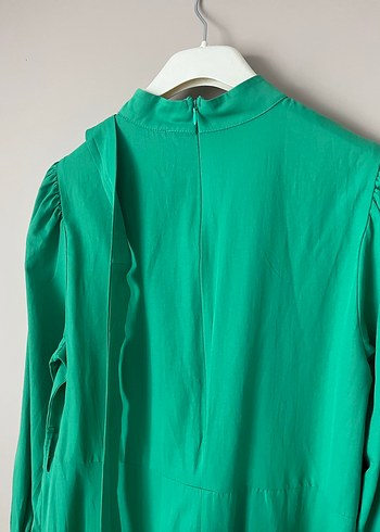 Uzun Kol kuşaklı Yeşil Elbise - Görsel 3