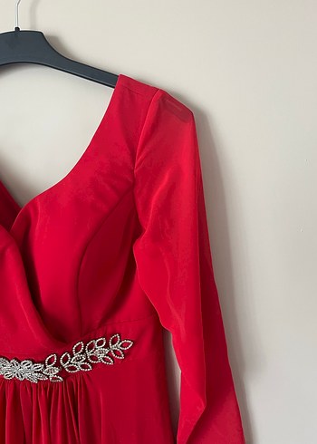 Kırmızı V Yaka Uzun Kollu Abiye Elbise - Görsel 2