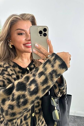 diğer Beden Leopar Desen Viral Hırka