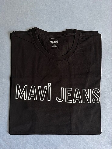Mavi marka Siyah Tişört