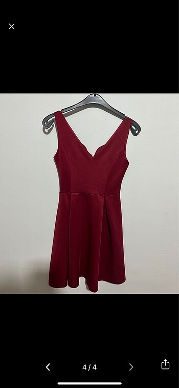 Kırmızı elbise - Görsel 4